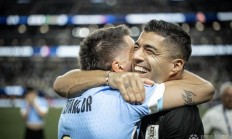 米兰体育-瑞典逆转乌拉圭，苏亚雷斯送出助攻的简单介绍