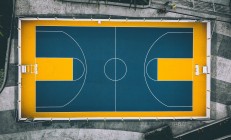 米兰体育官方网站-武切维奇爆发，上海队速胜山西队