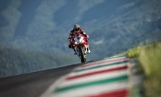 米兰-石油、天才与逆袭，委内瑞拉如何用非典型足球让皇马低头，福登加冕关键先生