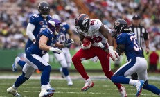 米兰体育网页版-孤星闪耀，拉塞尔单骑扛旗，法拉利完胜映衬威廉姆斯的坚韧光芒