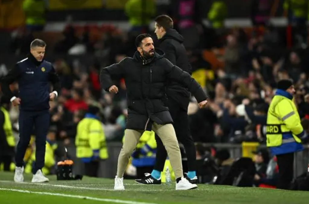 曼联艰难取胜，收获宝贵三分的简单介绍