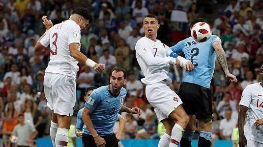 乌拉圭绝地反击波兰，C罗制霸全场的简单介绍