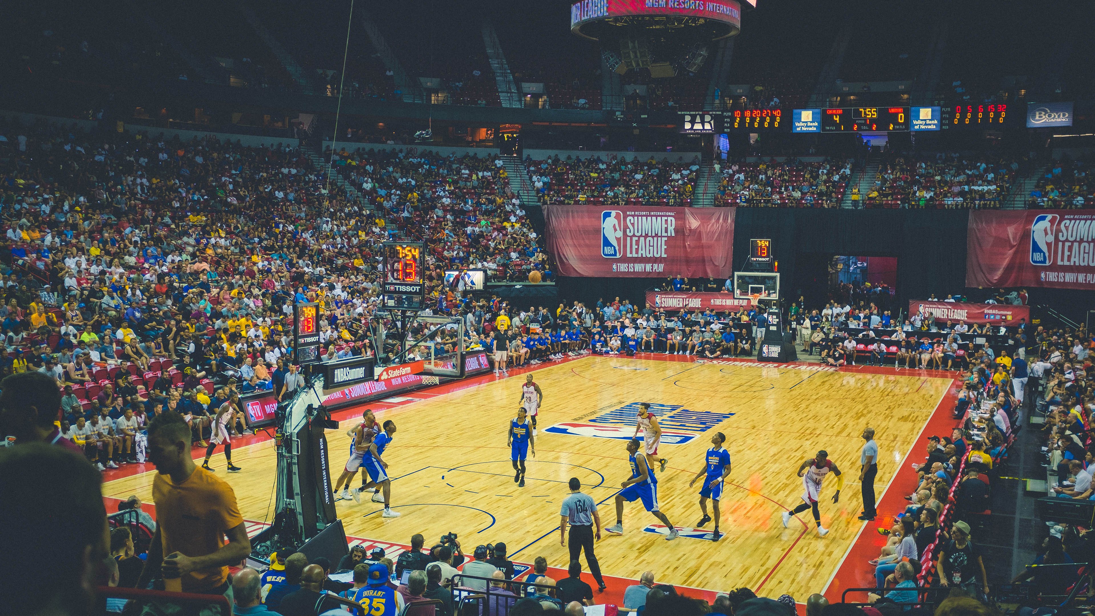 绝境时刻的王者，当伊朗足球的史诗逆转遇上努涅斯的抢七封神