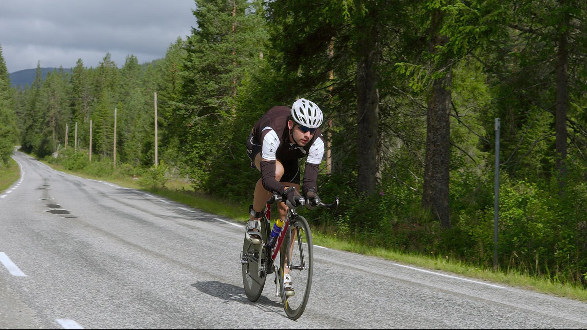 红土预热,硬地余威,辛纳蒙特卡洛轻取澳网状态,大师赛火热开局背后的战术进化